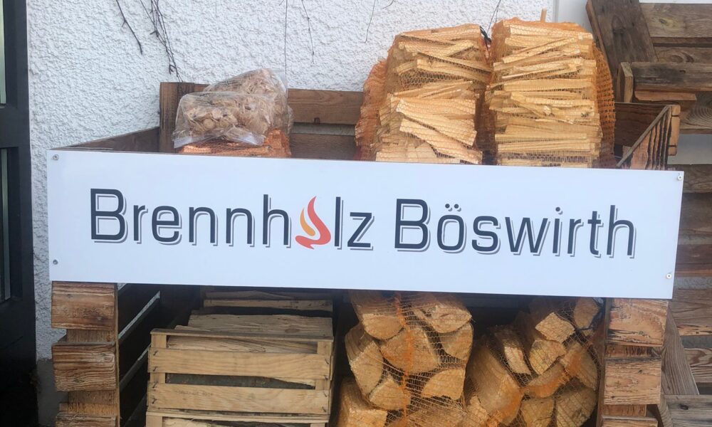 Brennholz in Schwabhausenbei Böswirth's Bauernmarkt